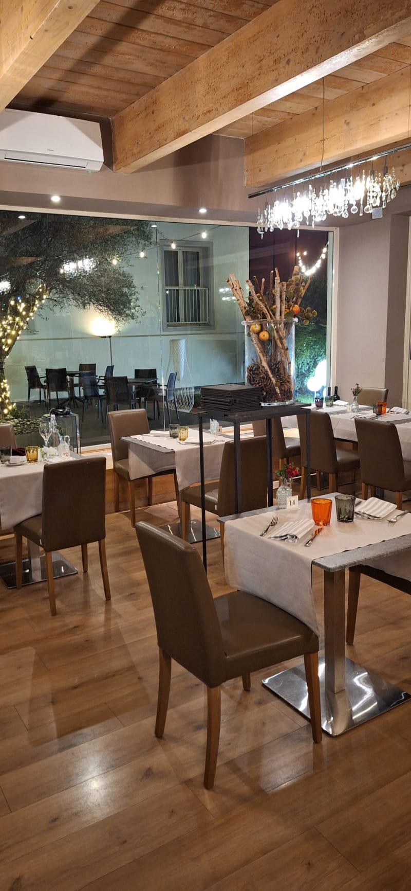 Il Tulipano Ristorante in Zola Predosa - Restaurant Reviews, Menu and  Prices | TheFork, image size:800x1732