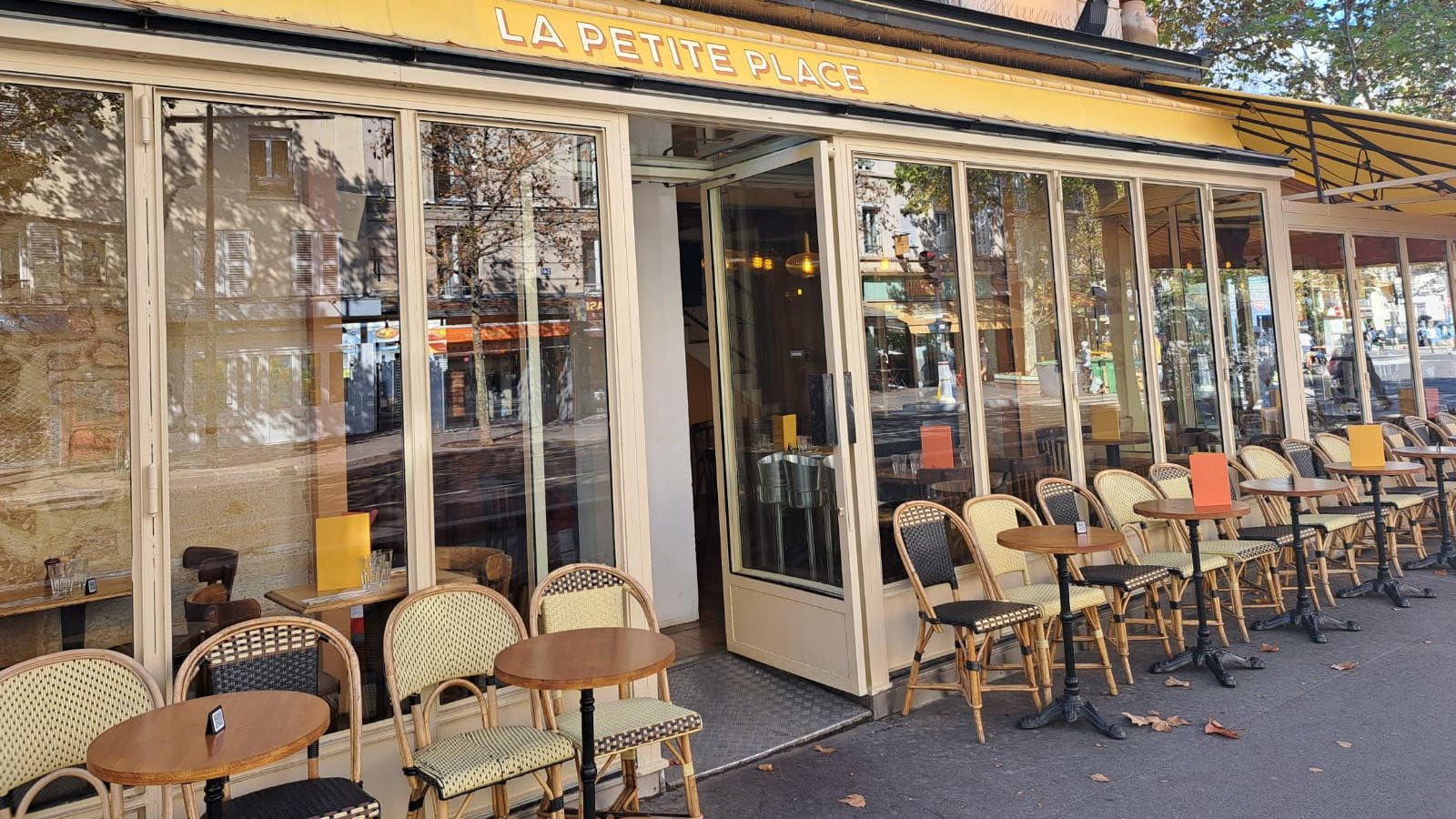 La Petite Place in Paris - Restaurant Reviews, Menu and Prices 