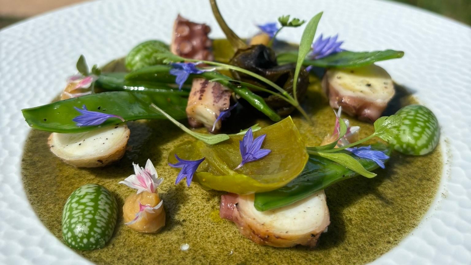 La Robe Rouge in Villié-Morgon - Restaurant Reviews, Menu and
