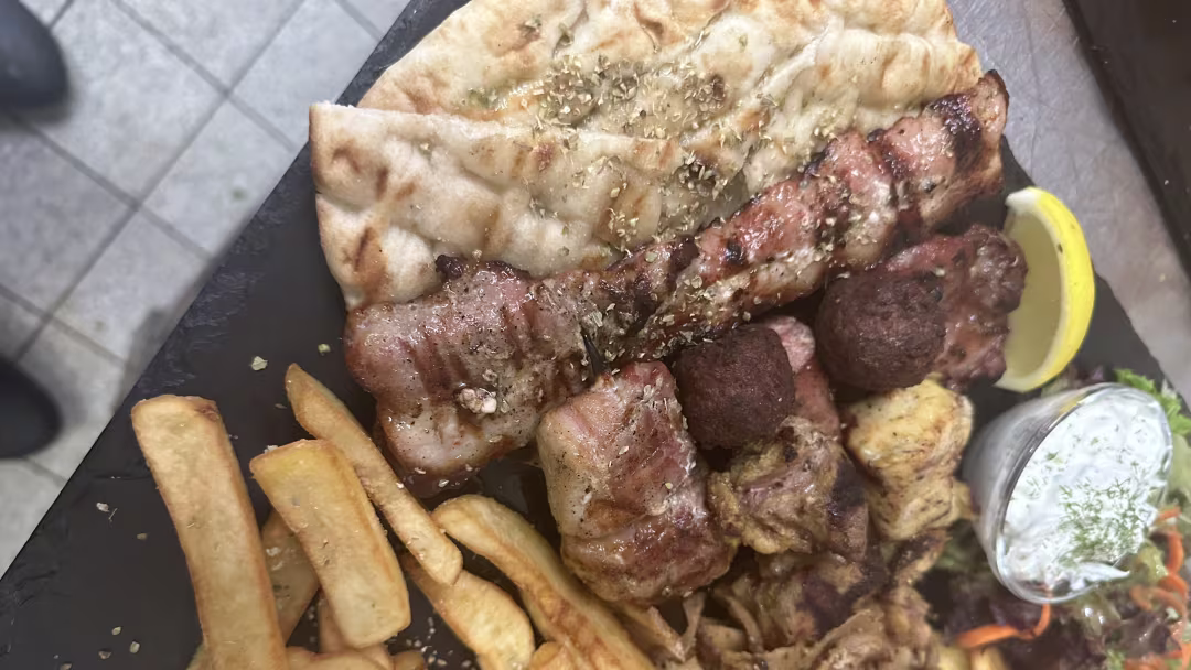 Restaurant Olivenbaum in Mhlacker - Bewertungen, Speisekarte und Preise |  TheFork