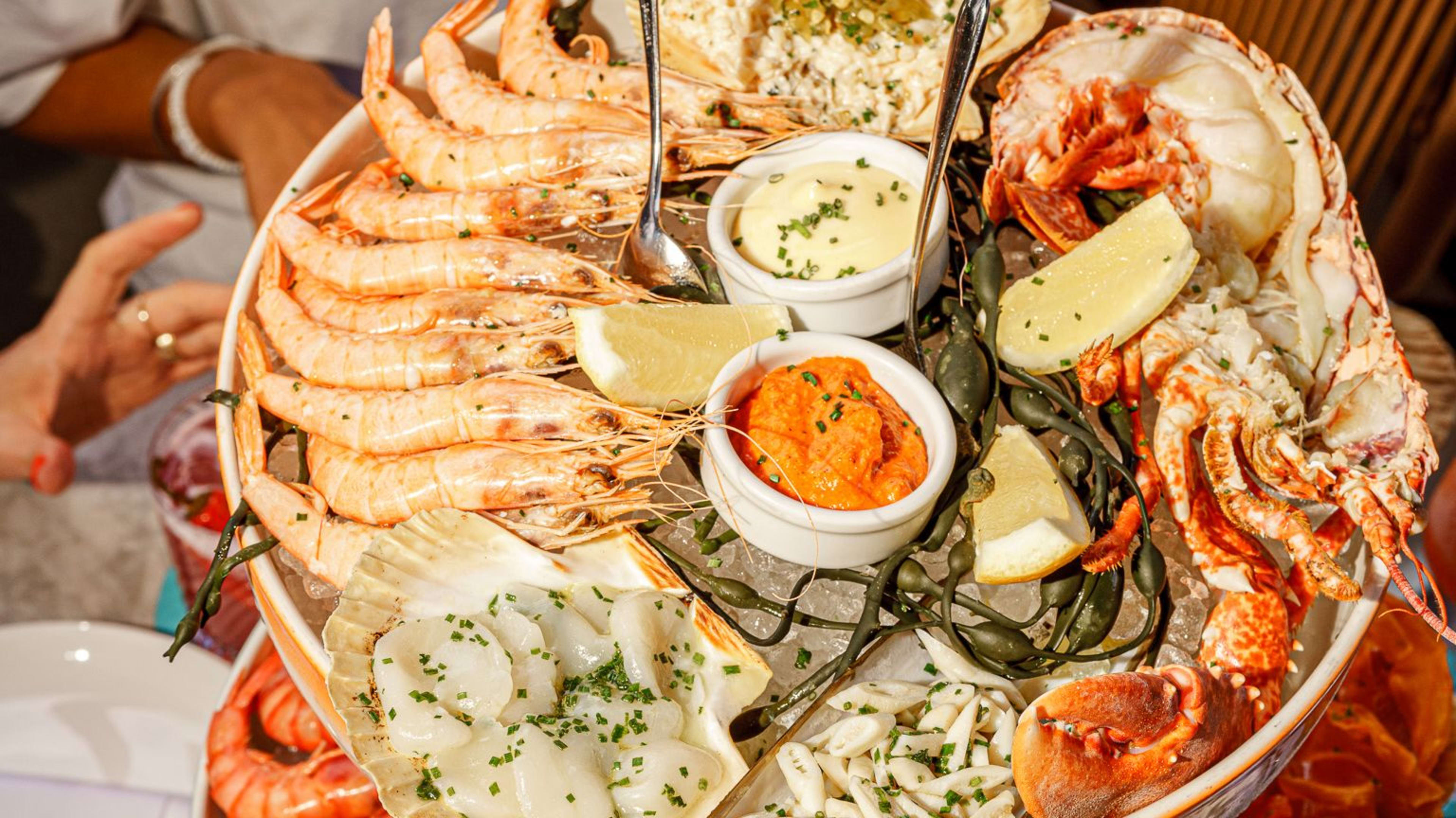 Good Restaurants Near Me Seafood Options