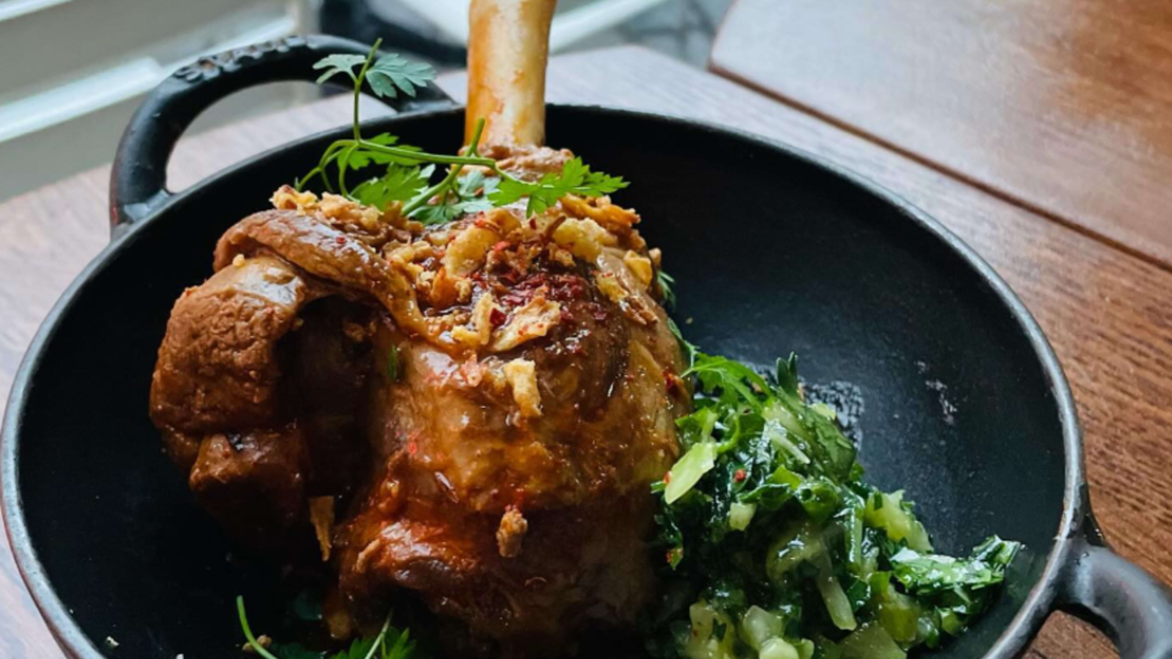 Romantic restaurants near me