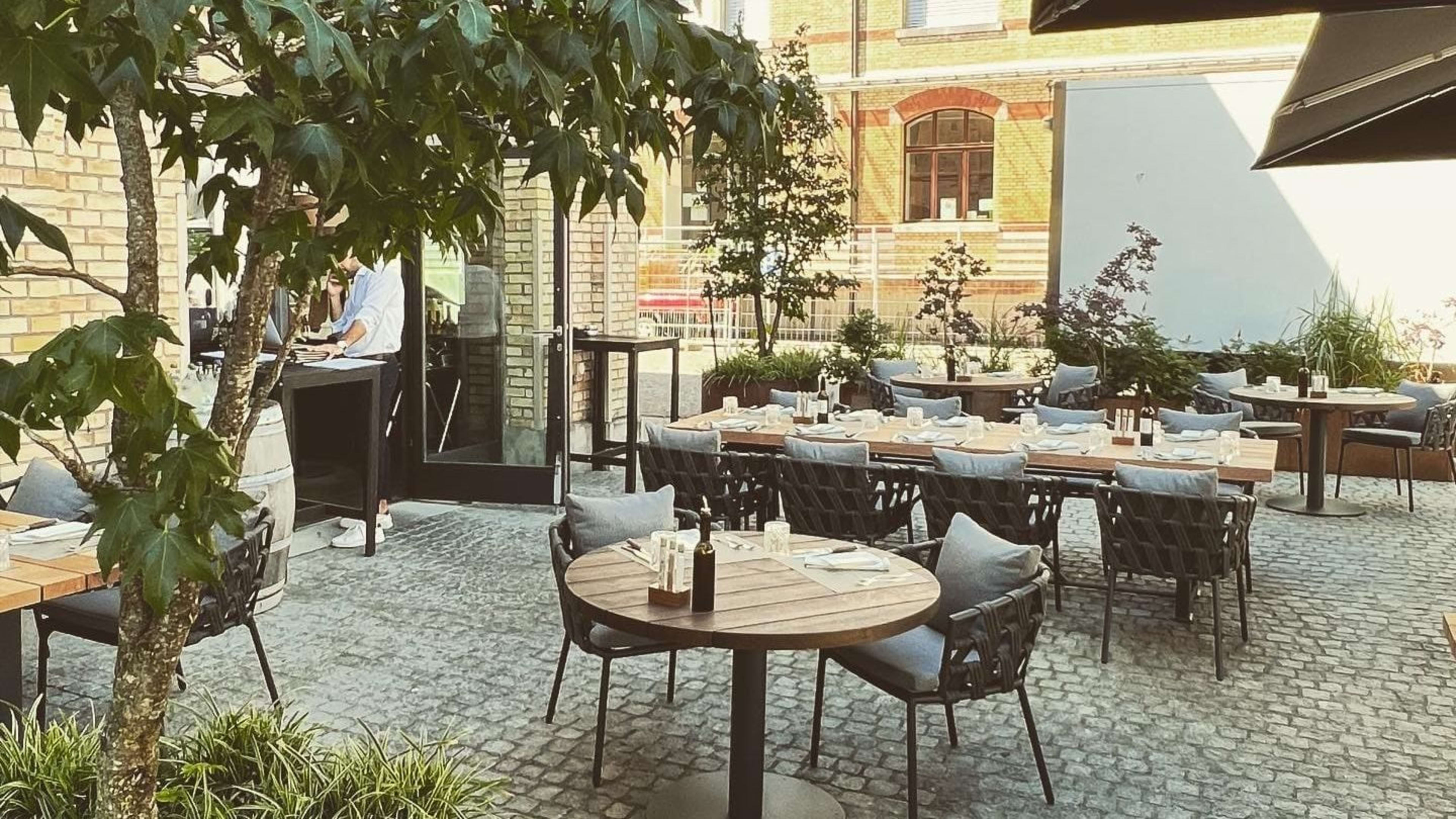 The 5 Best Restaurants in Zürich Centrum - Altstadt, Zurich | TheFork