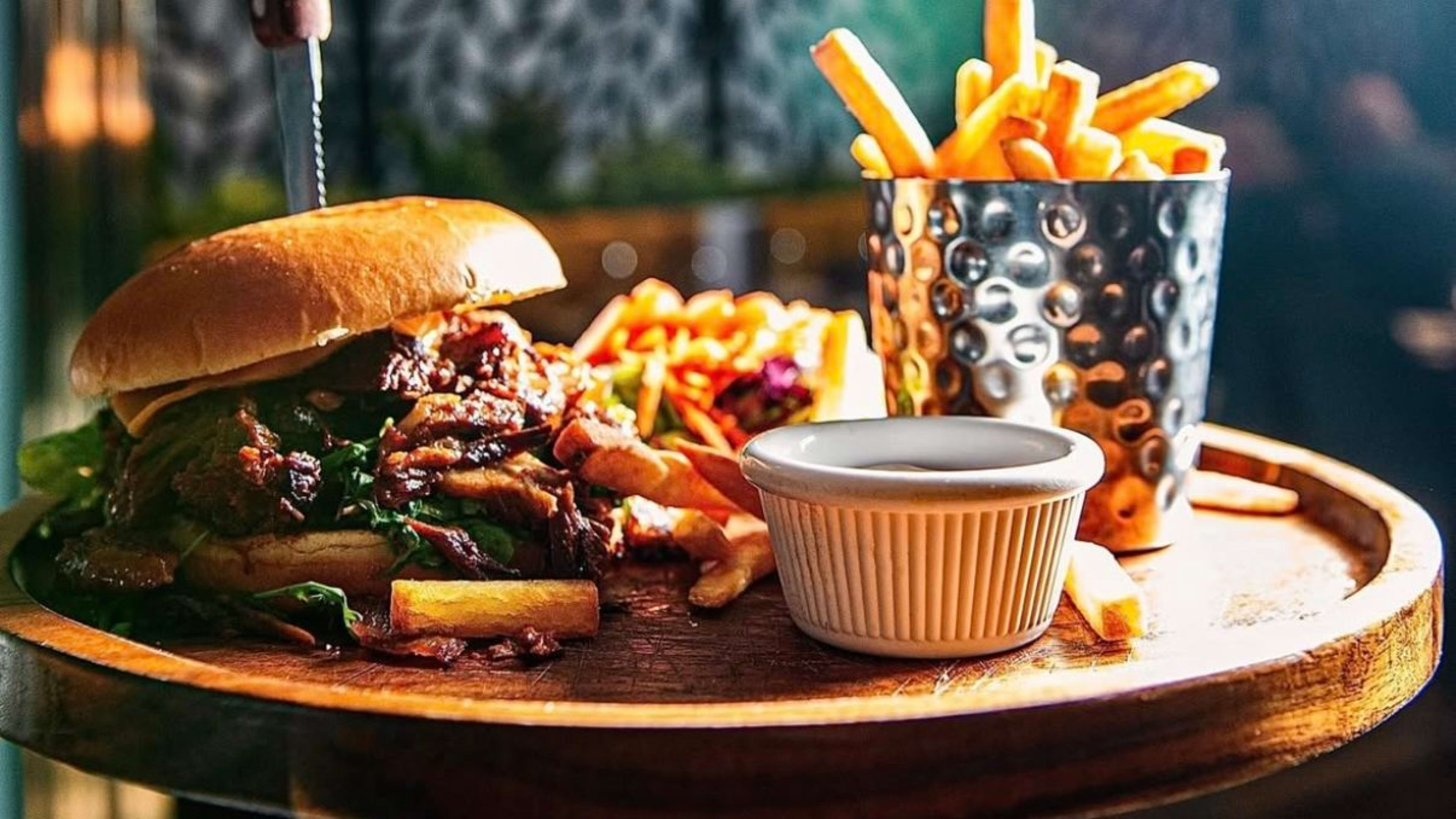 Cool breakfast places near me