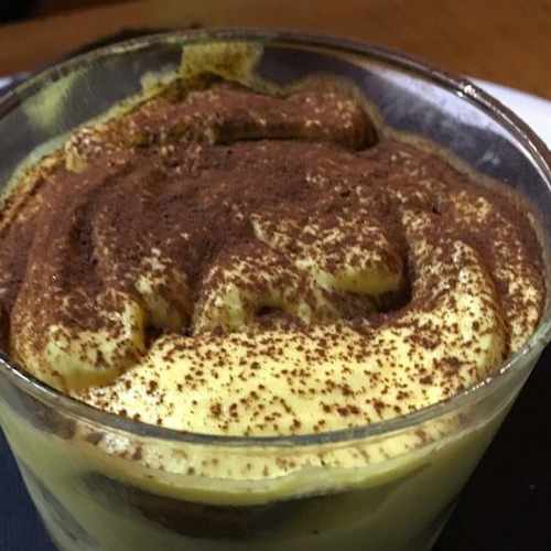 Dessert al bicchiere servito a La Cantina Romana