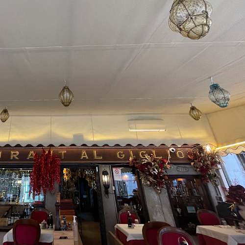 Dining room at Ristorante Al Giglio in Venice.