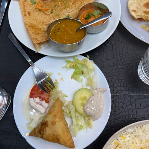 Bowly Wood Indian Kitchen, Paris