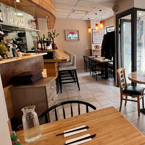 Petit Naka Jourdain, Paris