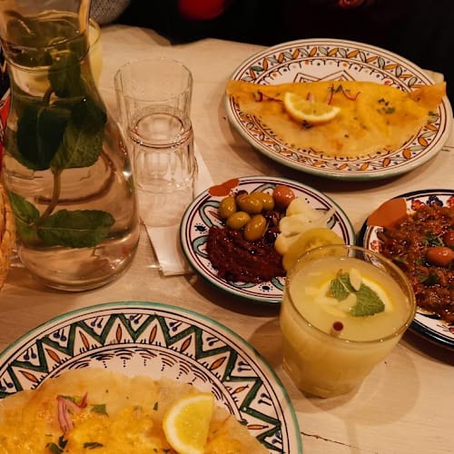 Lyoom Cantine Street Food, Paris