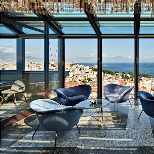 THE NIQ BAR & RESTAURANT, Napoli