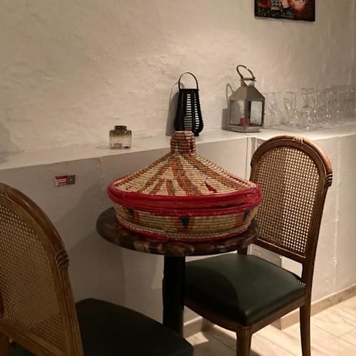 Dk Dahlak Restaurant, Yverdon-les-Bains