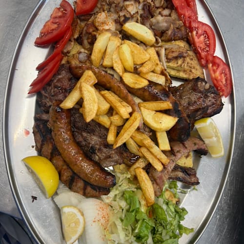 Santorini, Marina di Massa