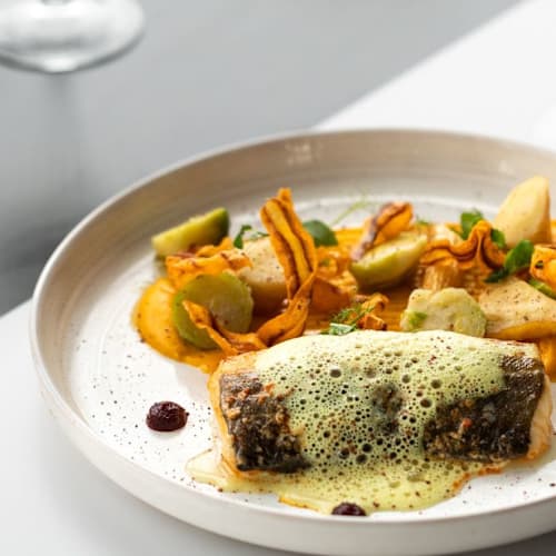 Kitchen & Bar at Courtyard By Marriott Paris Créteil, Créteil