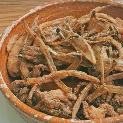 Entre Tenedores, Móstoles