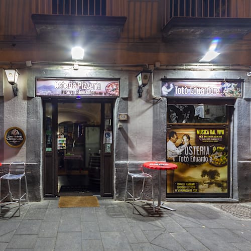 Toto Eduardo e Pasta e Fagioli, Napoli