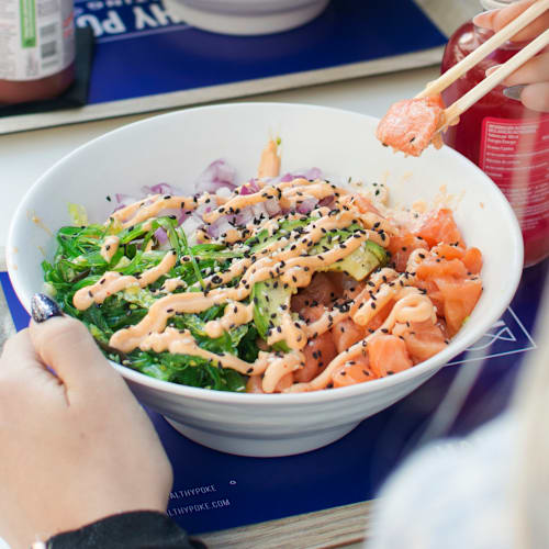 Healthy Poke Ronda Universitat, Barcelona