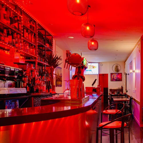 Zérosix, Paris
