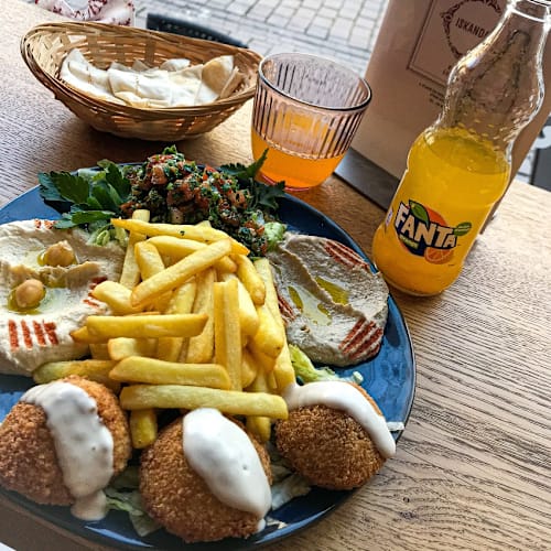 Iskandar, Strasbourg