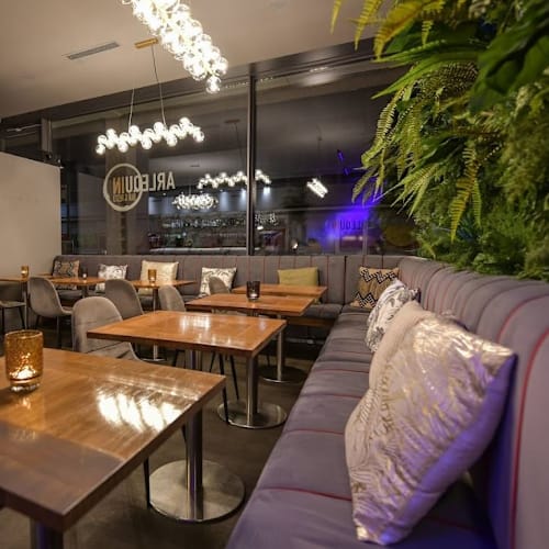 Arlequin Lounge Bar, Sion