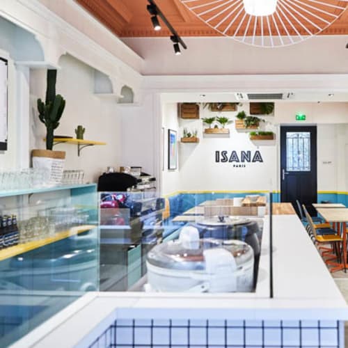 ISANA, Paris