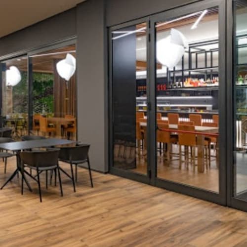 Manga Restaurant, Alessandro