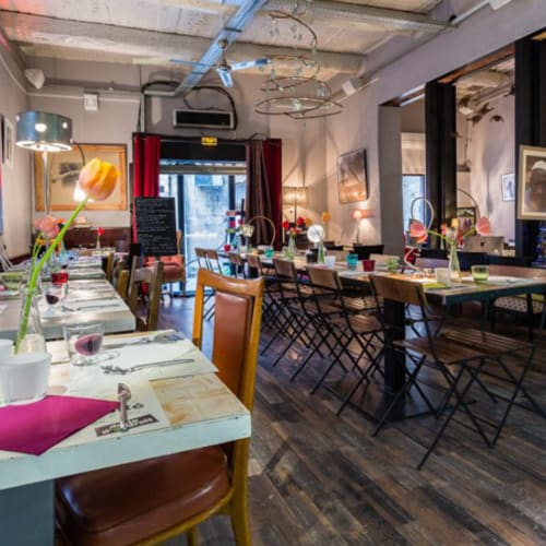 Drôle d'Endroit, Aix-en-Provence