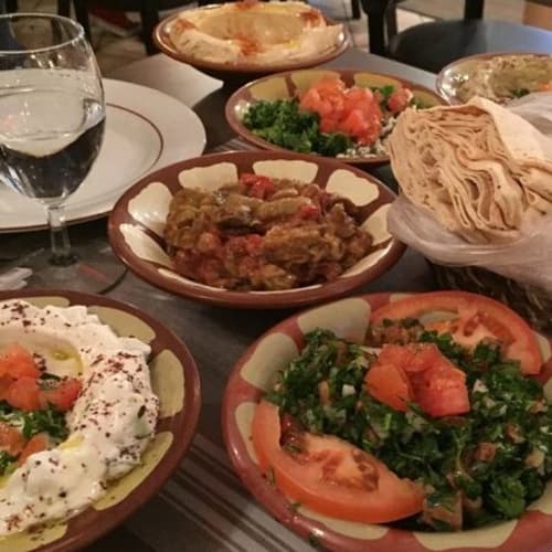 Le Petit Fakra, Paris