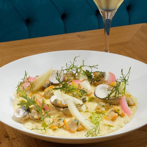 Au P'tit Curieux, Paris
