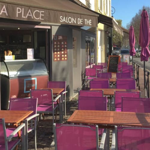 La Place, Conflans-Sainte-Honorine