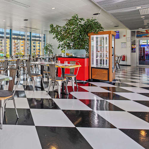Mamma Franca Restaurant by The Bowling Balexert , Vernier