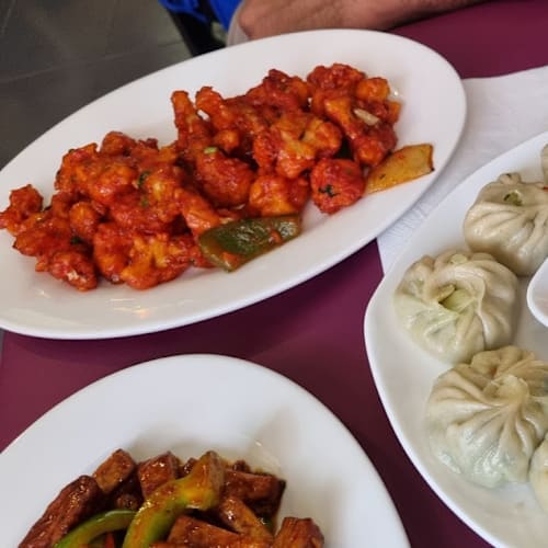 Momo Tibet, Paris
