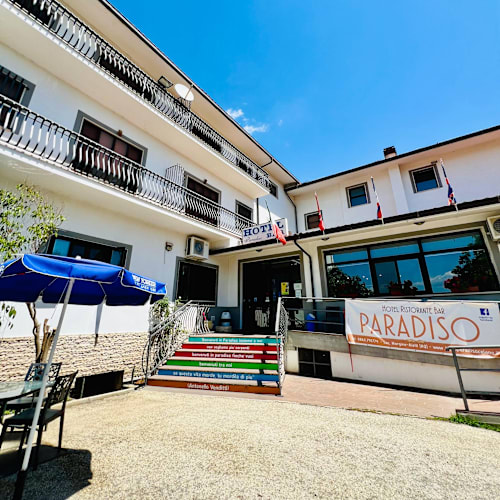 Hotel Paradiso , Aielli