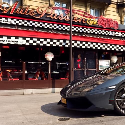 Auto Passion Café, Paris