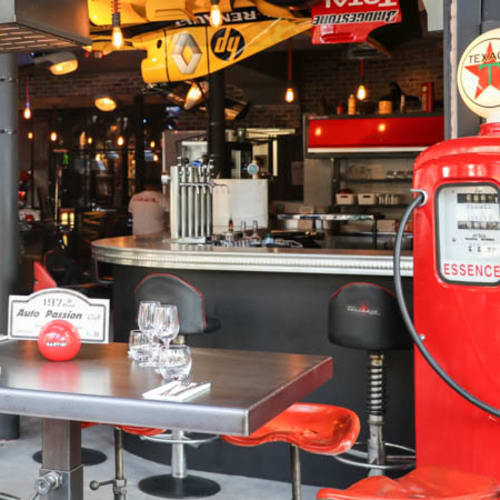 Auto Passion Café, Paris