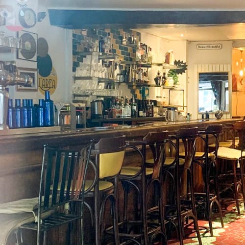 L'Area, Paris