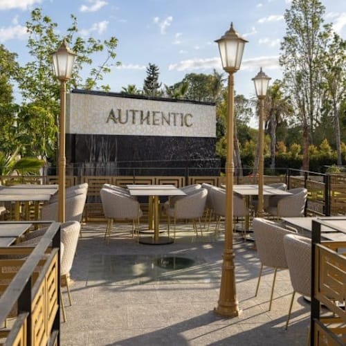 Authentic Restaurant, Almancil