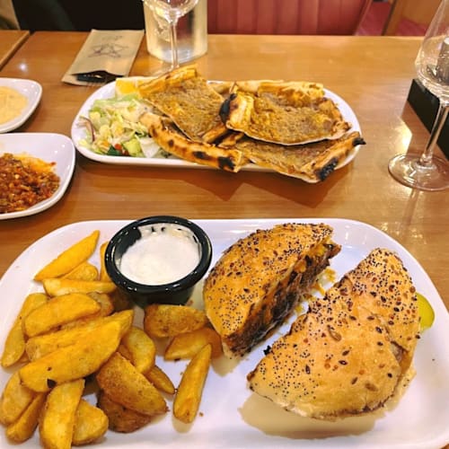 LAVA RESTAURANT, Décines-Charpieu
