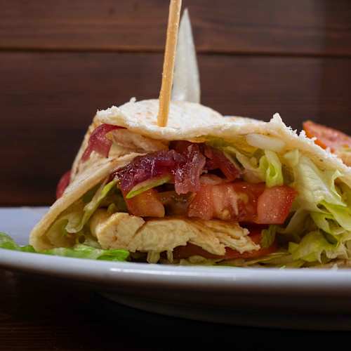 Pane e Pummarola, Salerno