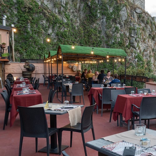 La Caverna Wine Bar, Castelmola