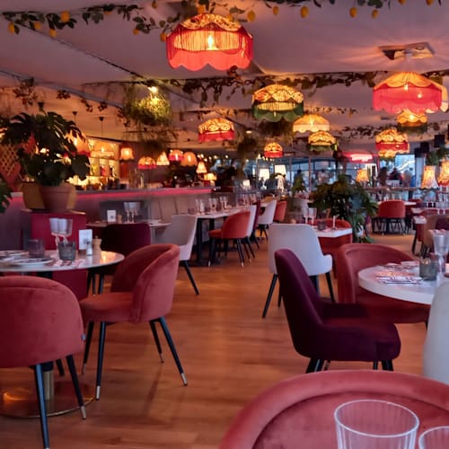 Aqua Restaurant, Suresnes