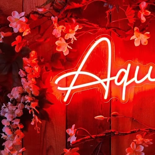 Aqua Restaurant, Suresnes