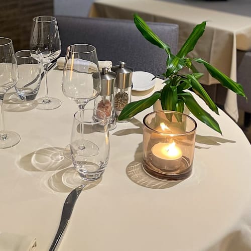 Planet Caviar, Genève