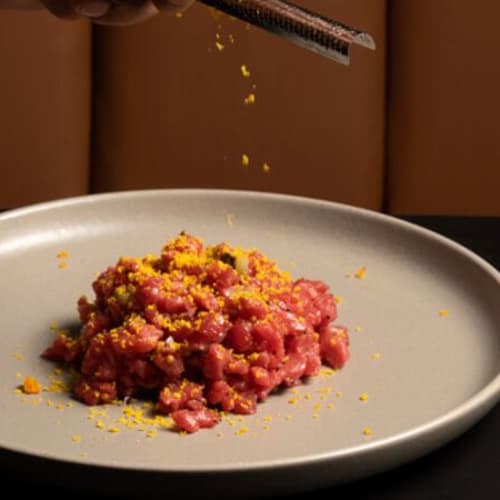 Rare beyond Steak, Modena