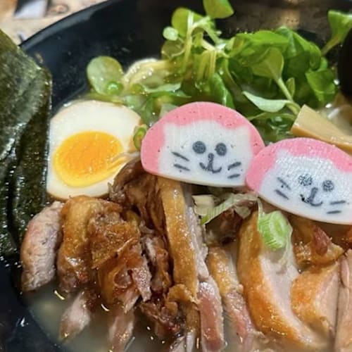 Chakramen Trieste, Trieste