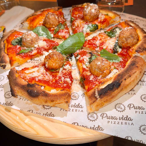 Pura Vida Pizzeria, Napoli