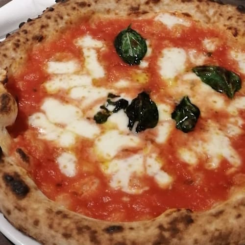 Pizzeria Marechiaro, Cecina