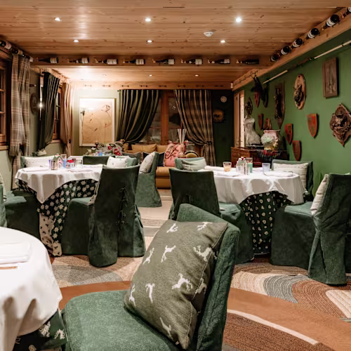 The Andrew, Demi-Quartier