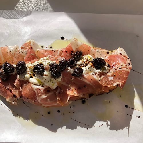 Biancodibianco, Martano