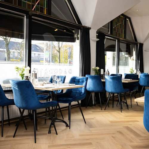 De Brasserie, Nieuw-Vennep