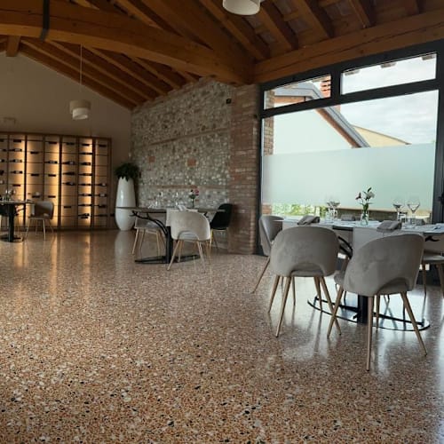 Grand Canyon Steakhouse, Campagnari